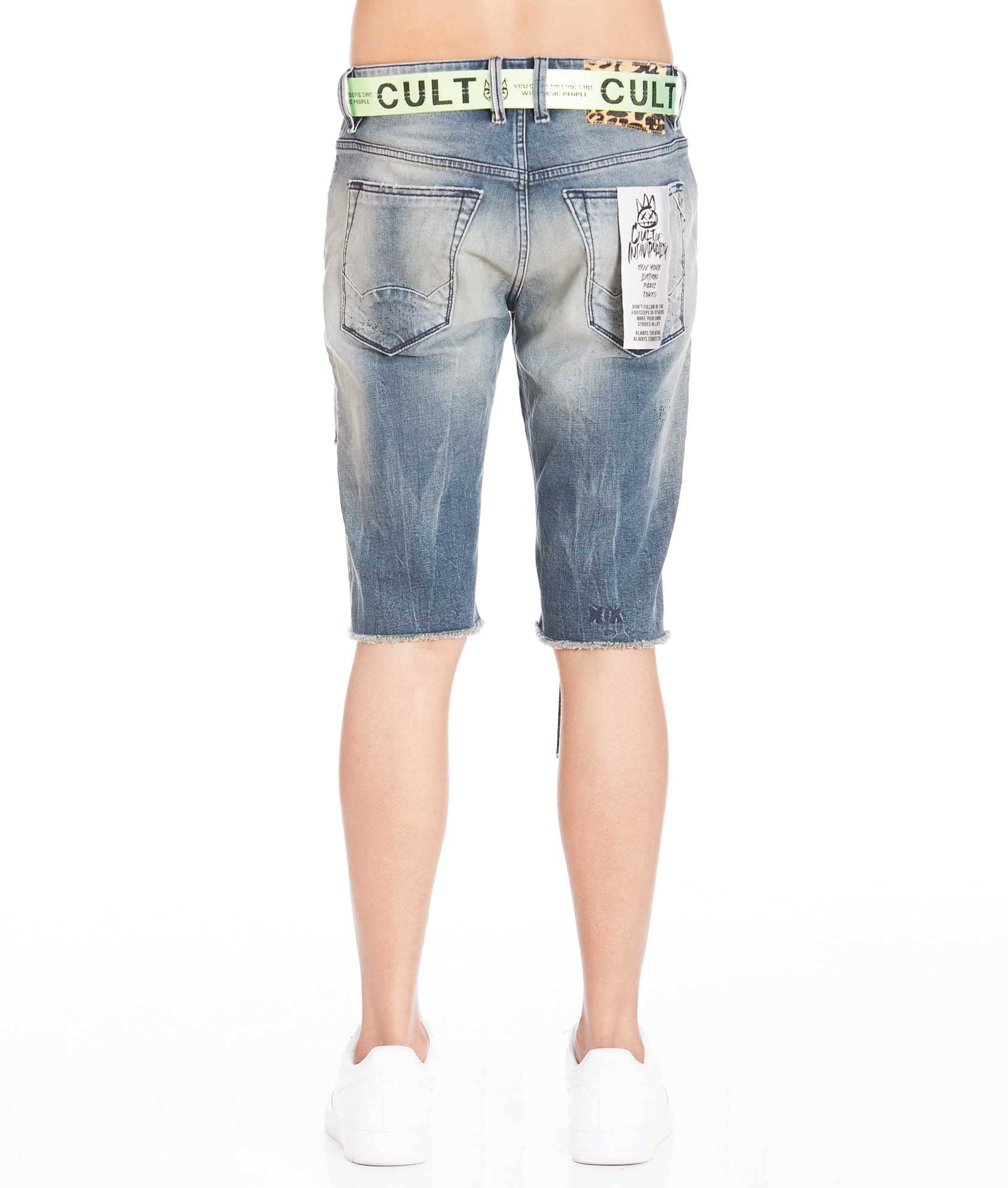 BELTED ROCKER SHORT IN MOSS - Image 2