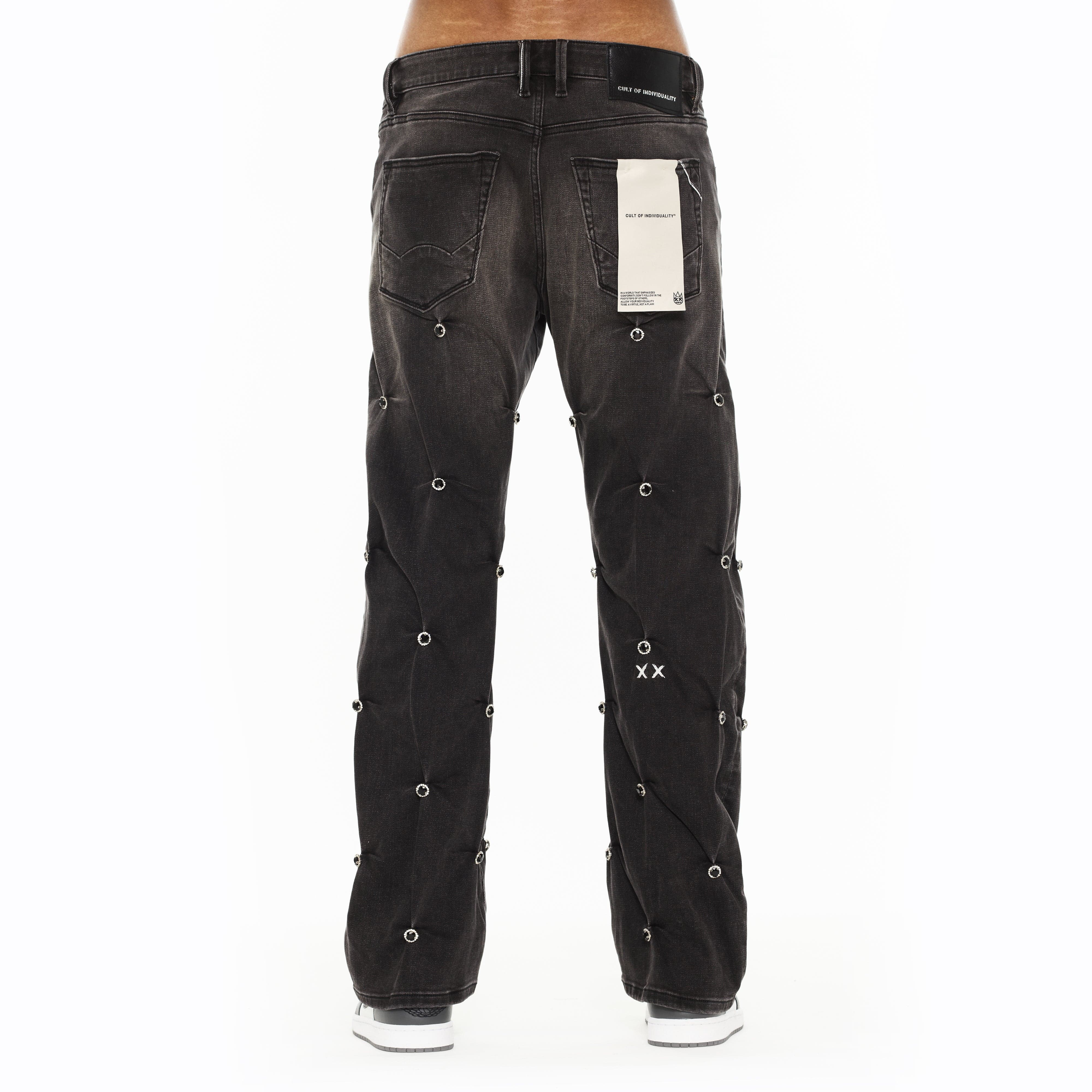Cult x El Alfa Premium Grunge Baggy 607 Jeans in Darts - Image 3