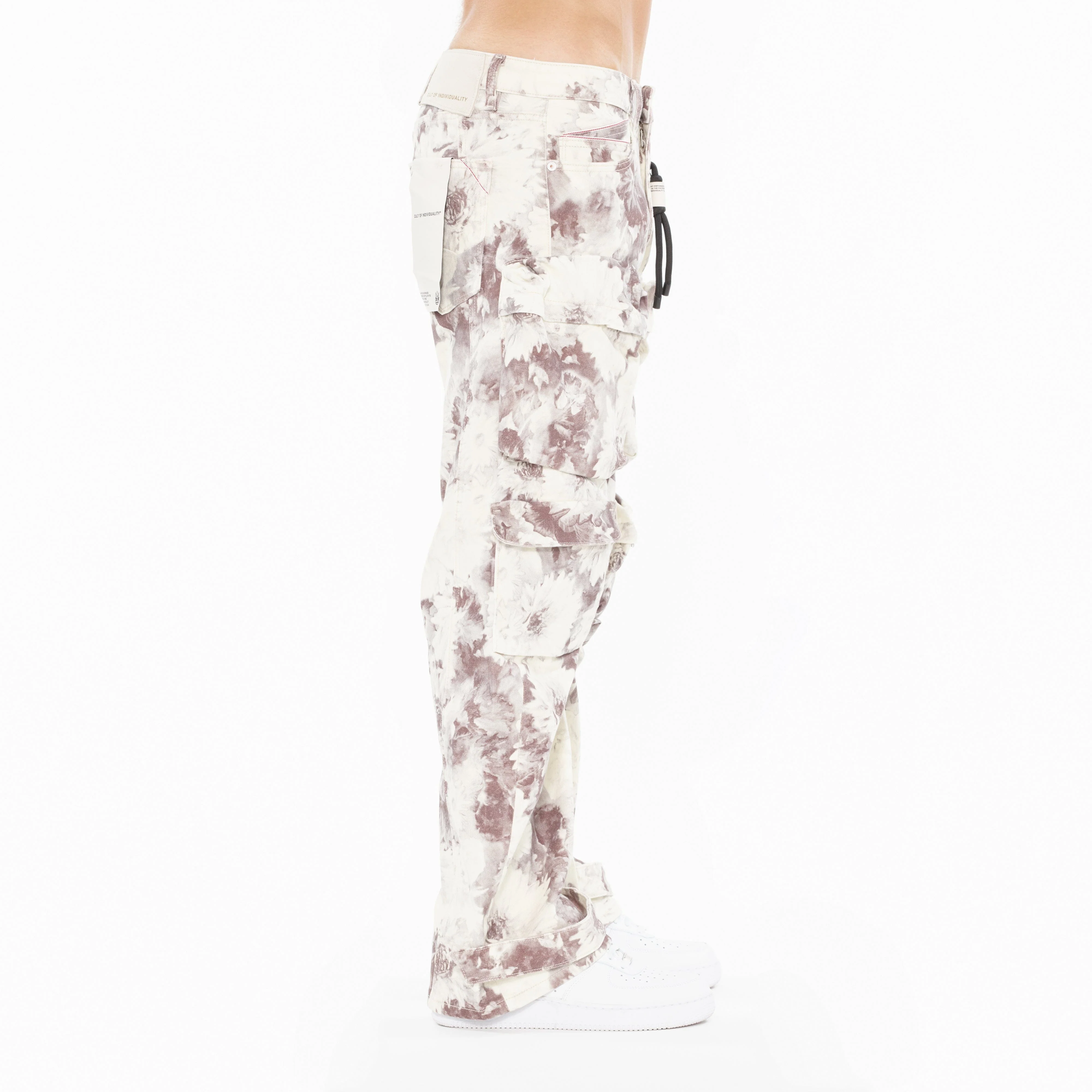 Cult's Grunge Baggy Cargo 610 Jeans in Floral Print - Image 4