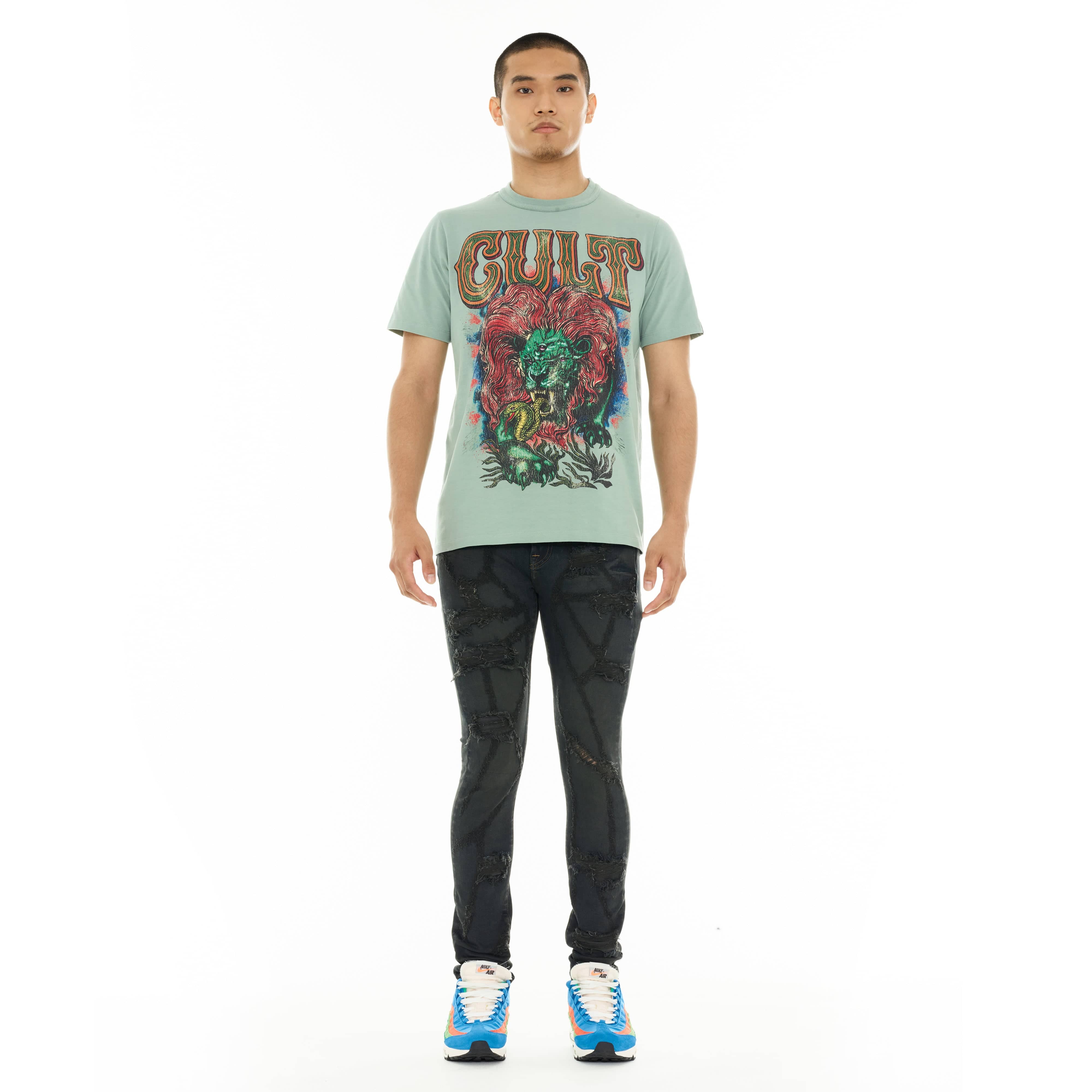 Cult's Heavyweight Short Sleeve Crew Neck Tee "Lion" in Granite Green - Image 4