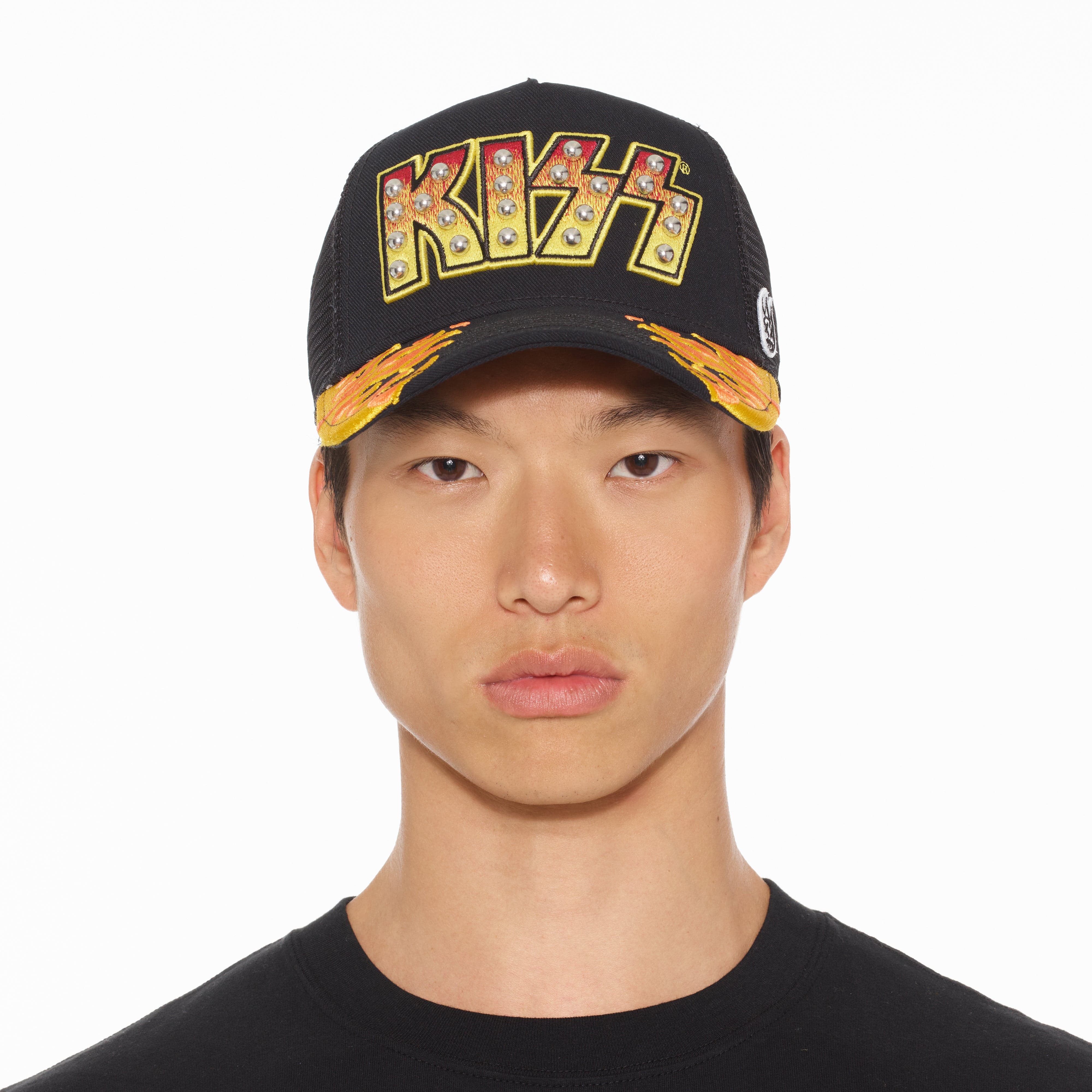 Cult's Kiss Logo Trucker Hat in Black - Image 2