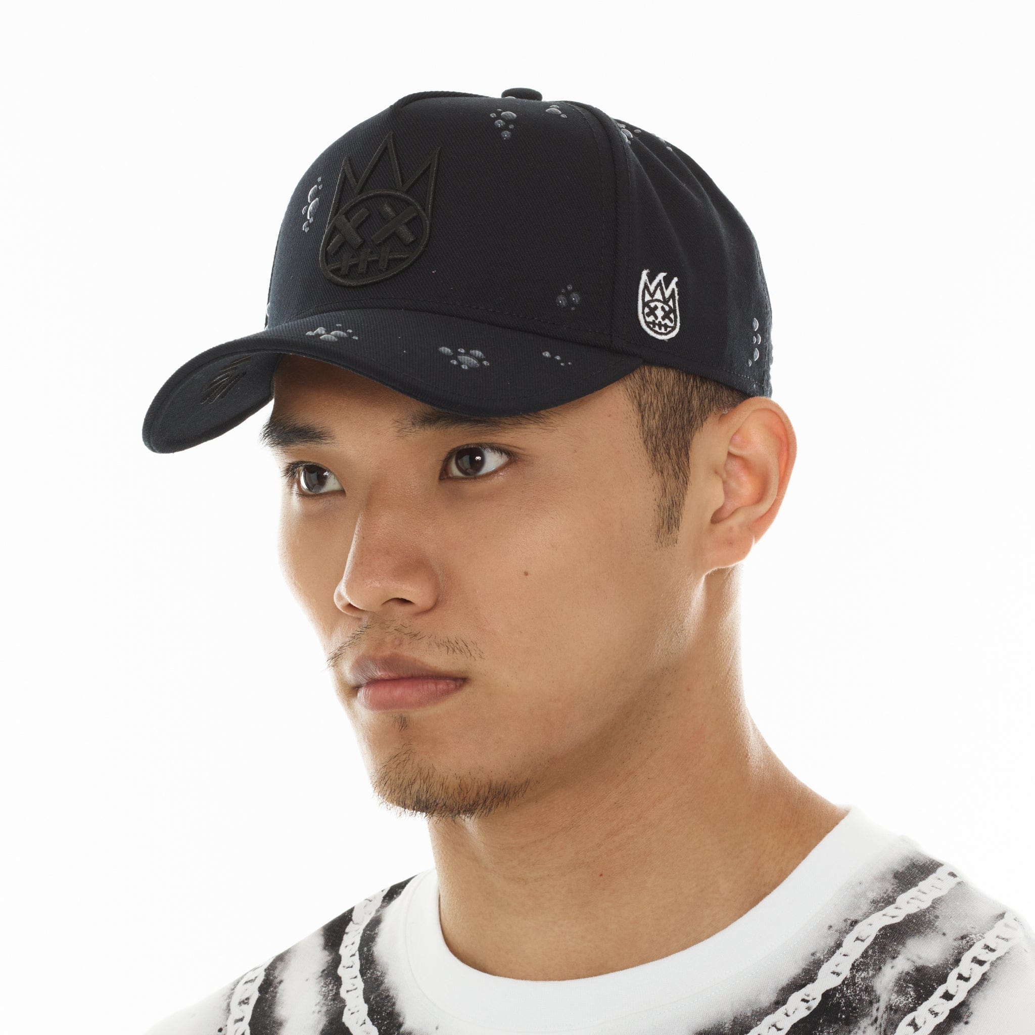 Cult's Mesh Back Trucker Hat "Raindrop" In Black - Image 4