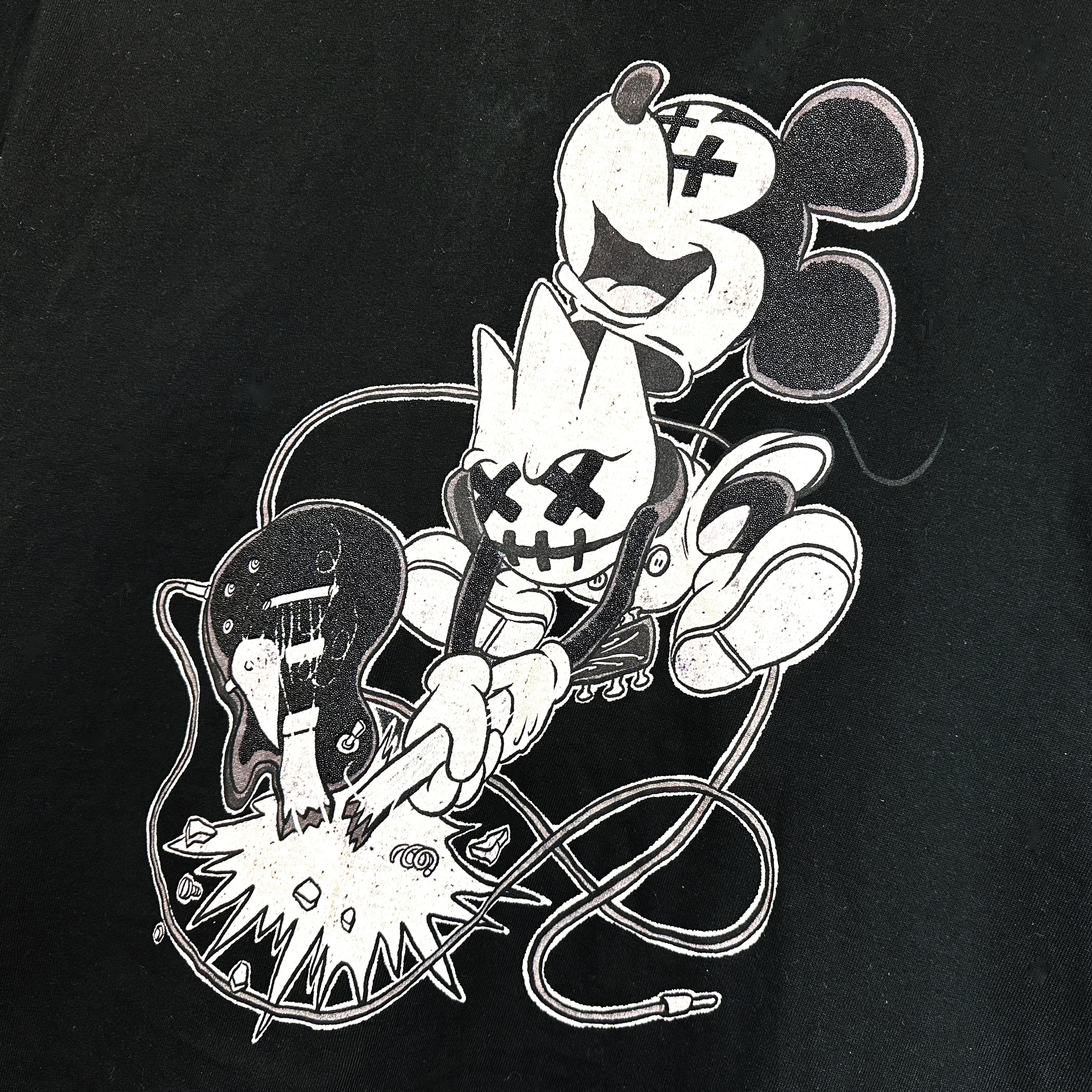 Cult's Oversized Heavyweight Boxy Short Sleeve Crew Neck Tee "No Music No Life" in Black - Image 5
