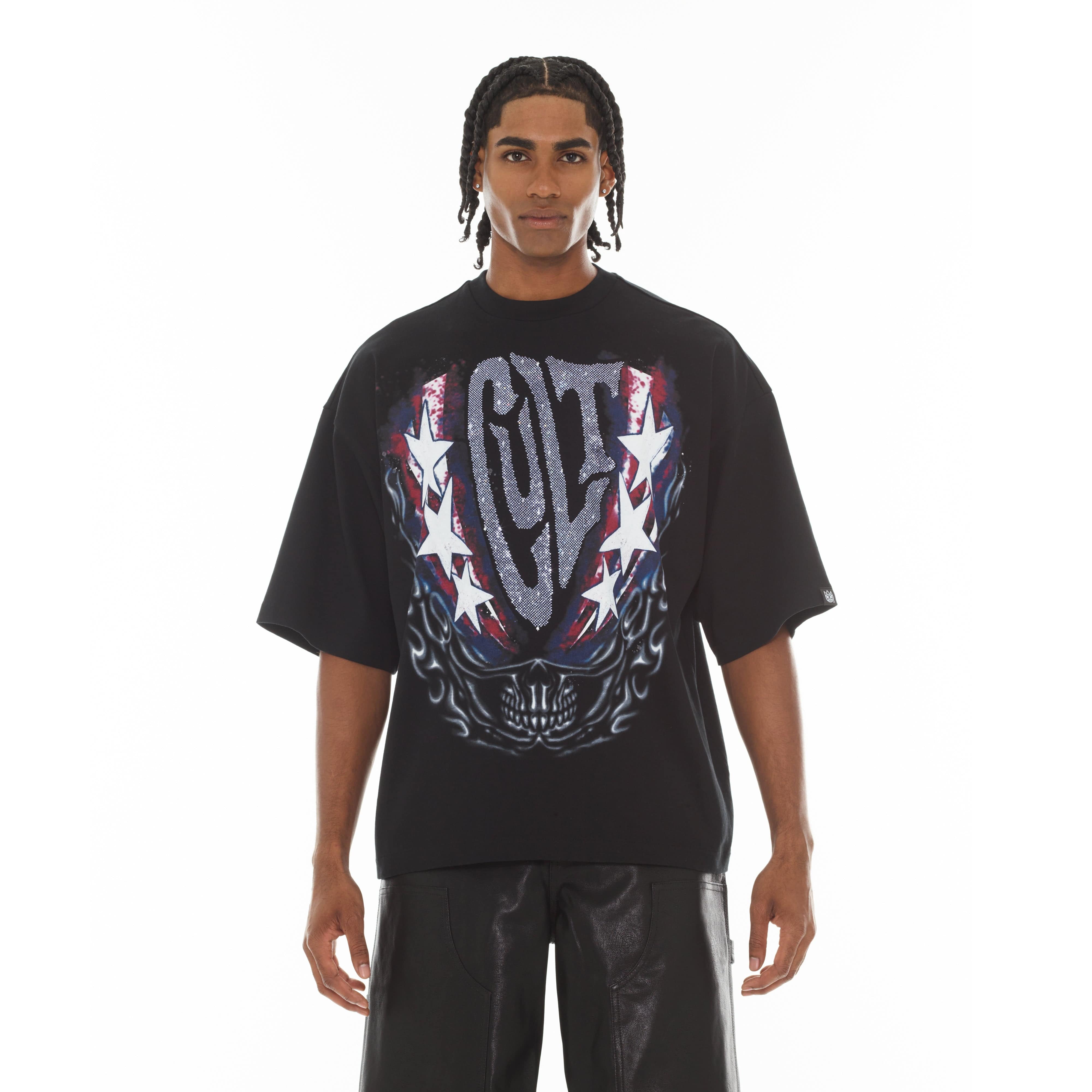 Cult's Oversized Short Sleeve Crew Neck Tee "Living The Dream" in Black - Image 2