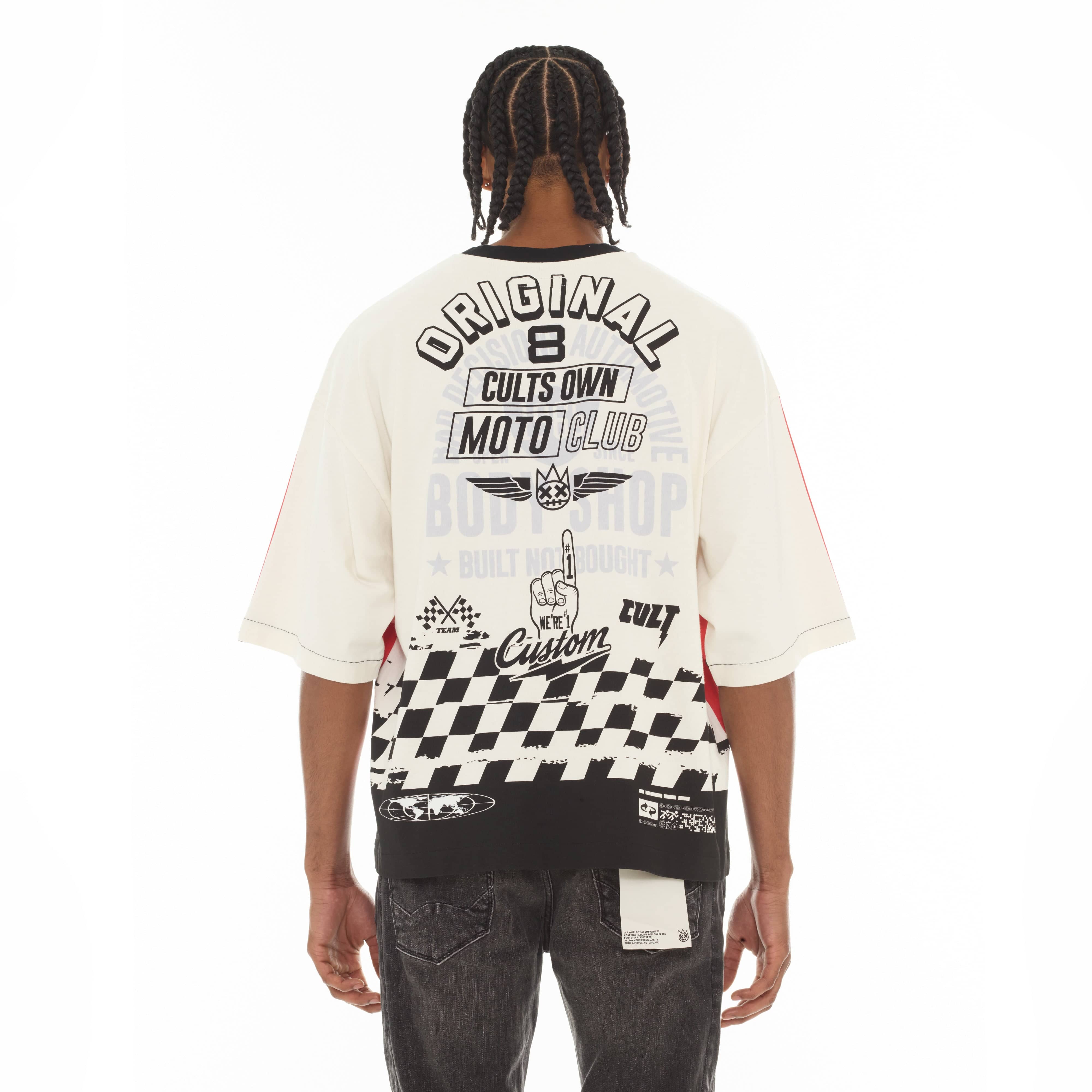 Cult's Oversized Short Sleeve Crew Neck Tee "Racer" in Winter White - Image 3