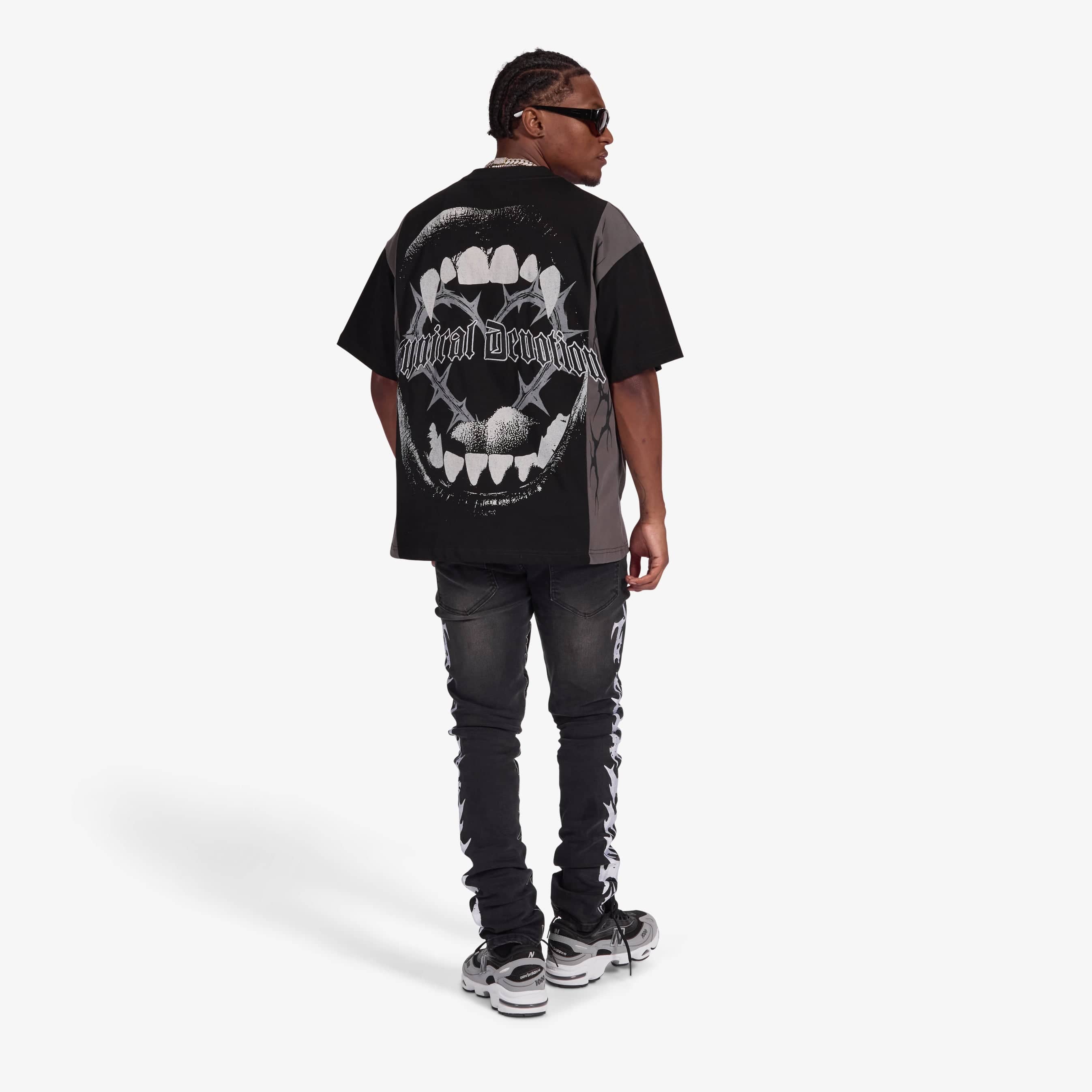 "Devoted" T-Shirt (black/gray) - Image 4