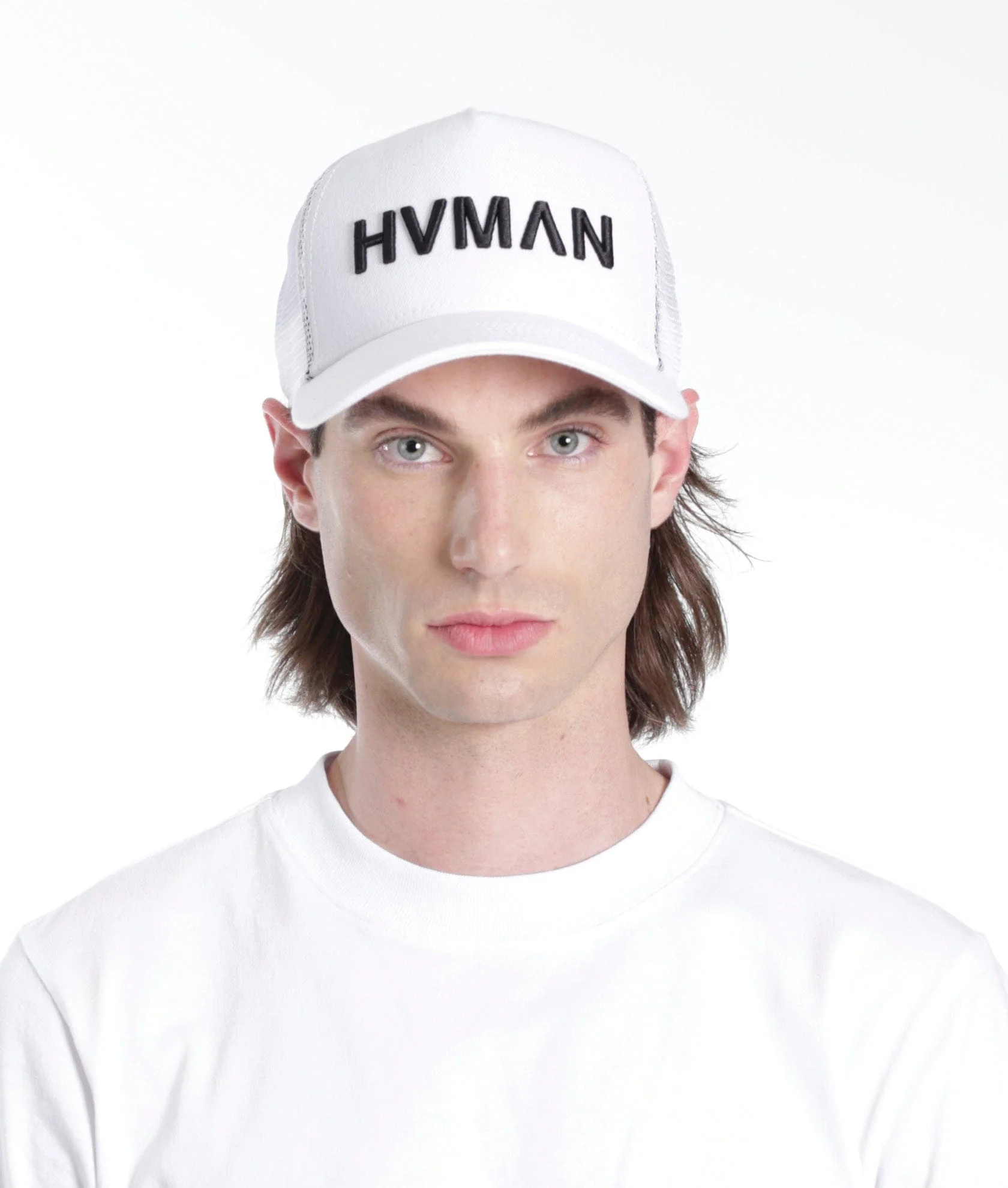HVMAN MESH TRUCKER CAP IN WHITE