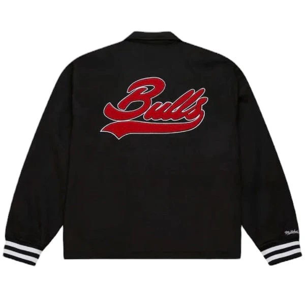 Mitchell & Ness Chicago Bulls Oversweep Varsity Full-Snap Jacket (Black) - Image 2