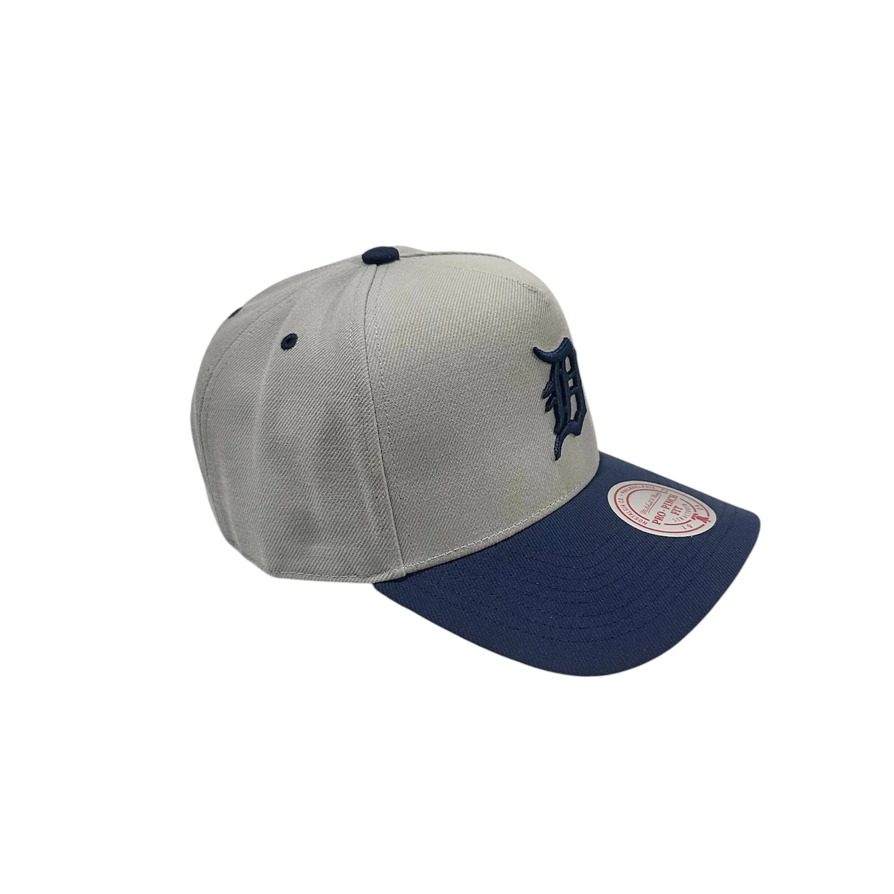Mitchell & Ness MLB Detroit Tigers Legendary Away Snapback (Grey) - Image 2