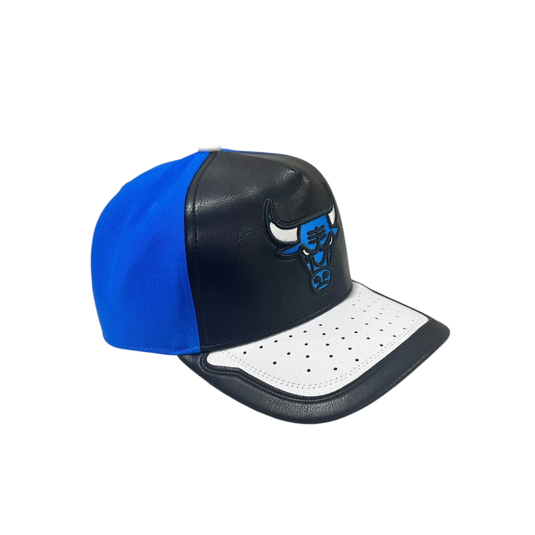 Mitchell & Ness NBA Chicago Bulls Day One Snapback (Black/Royal) - Image 2