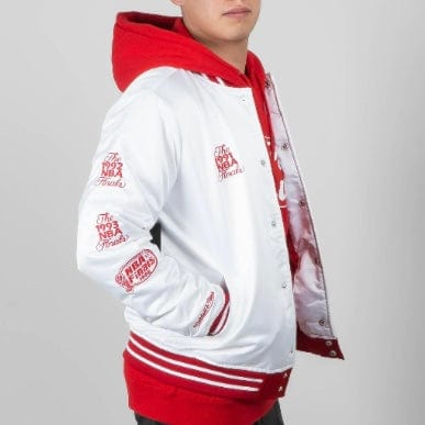 Mitchell & Ness NBA Chicago Bulls S.O.U.L Cherry Bomb Jacket (White) - Image 7
