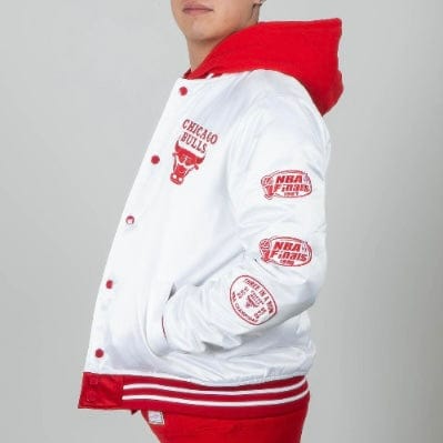 Mitchell & Ness NBA Chicago Bulls S.O.U.L Cherry Bomb Jacket (White) - Image 8