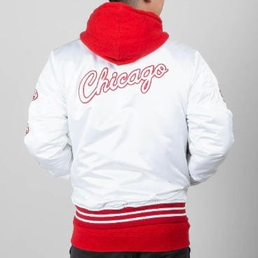 Mitchell & Ness NBA Chicago Bulls S.O.U.L Cherry Bomb Jacket (White) - Image 9