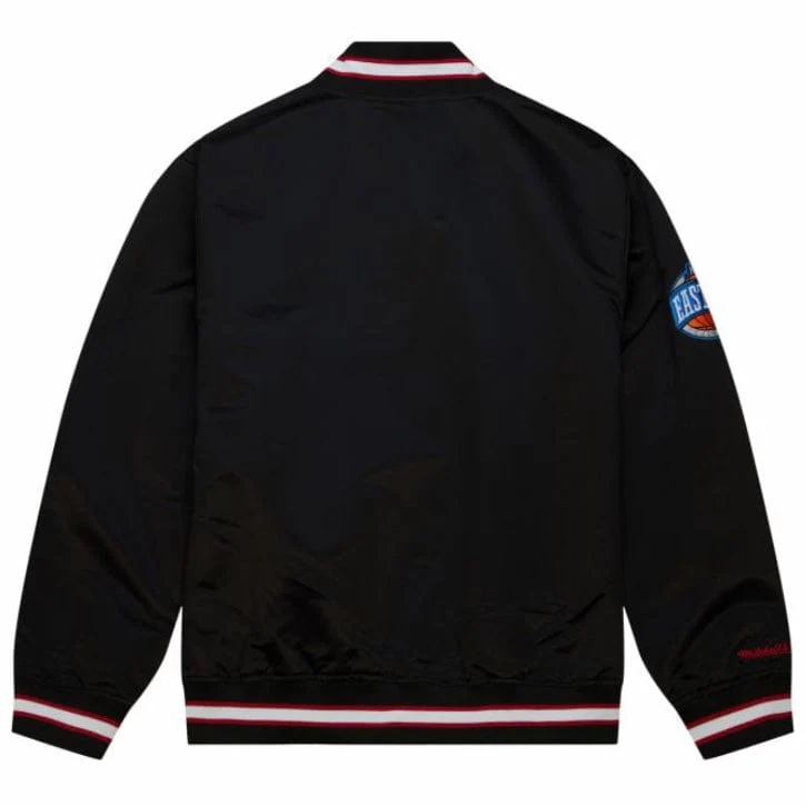 Mitchell & Ness NBA Chicago Bulls Team OG 2.0 Lightweight Jacket (Black) - Image 2