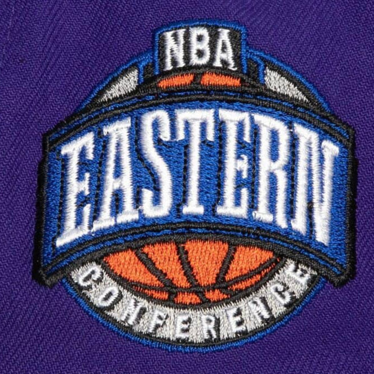 Mitchell & Ness Nba Toronto Raptors Conference Patch Snapback (Purple) - Image 3