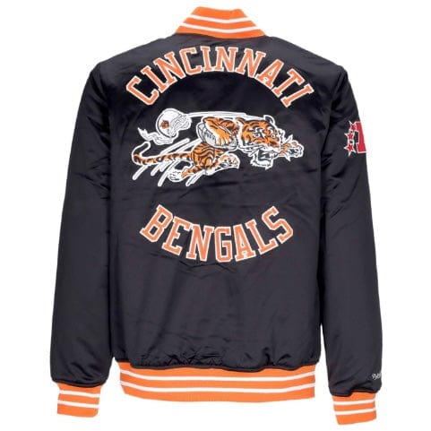 Mitchell & Ness NFL Cincinnati Bengals Heavyweight Jacket (Black) - Image 3