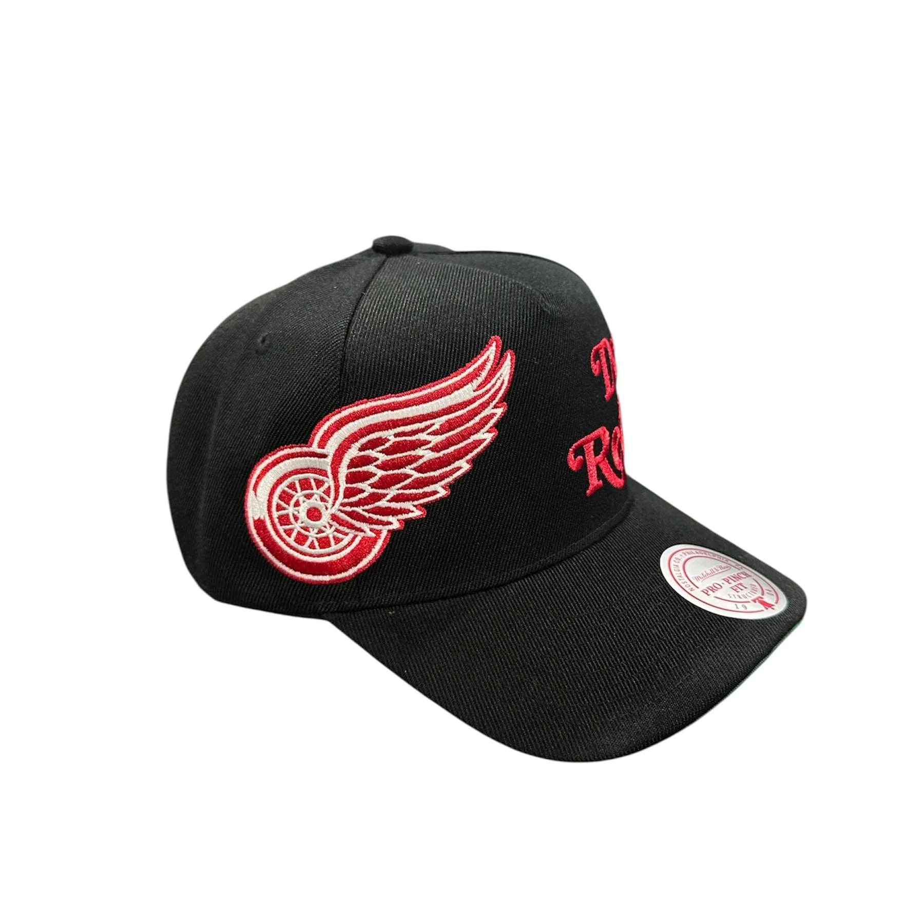 Mitchell & Ness NHL Detroit Red Wings Busted Pro Snapback (Black) - Image 2