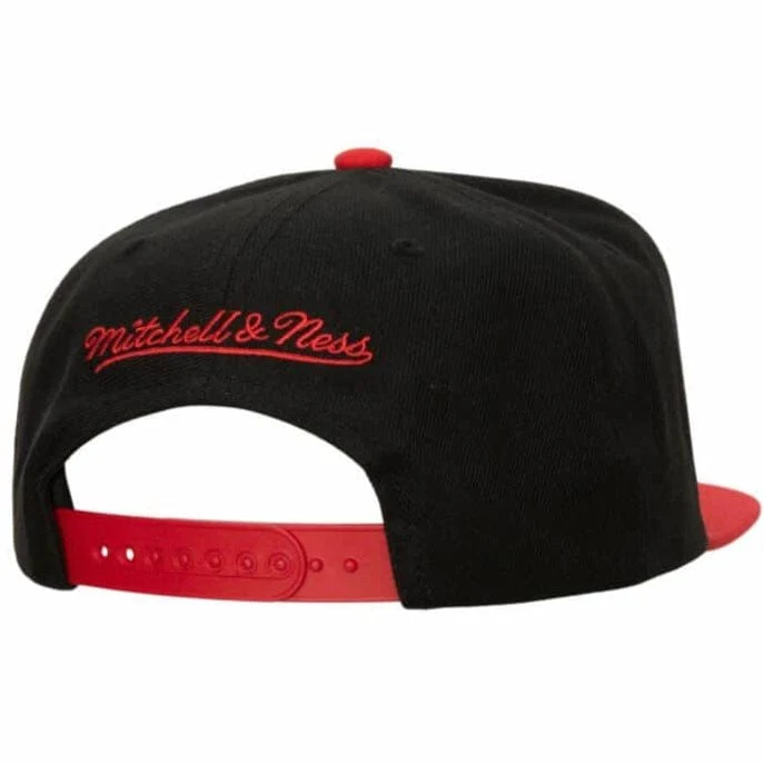 Mitchell & Ness NHL Vintage Detroit Red Wings Crooked Path Snapback (Black) - Image 2