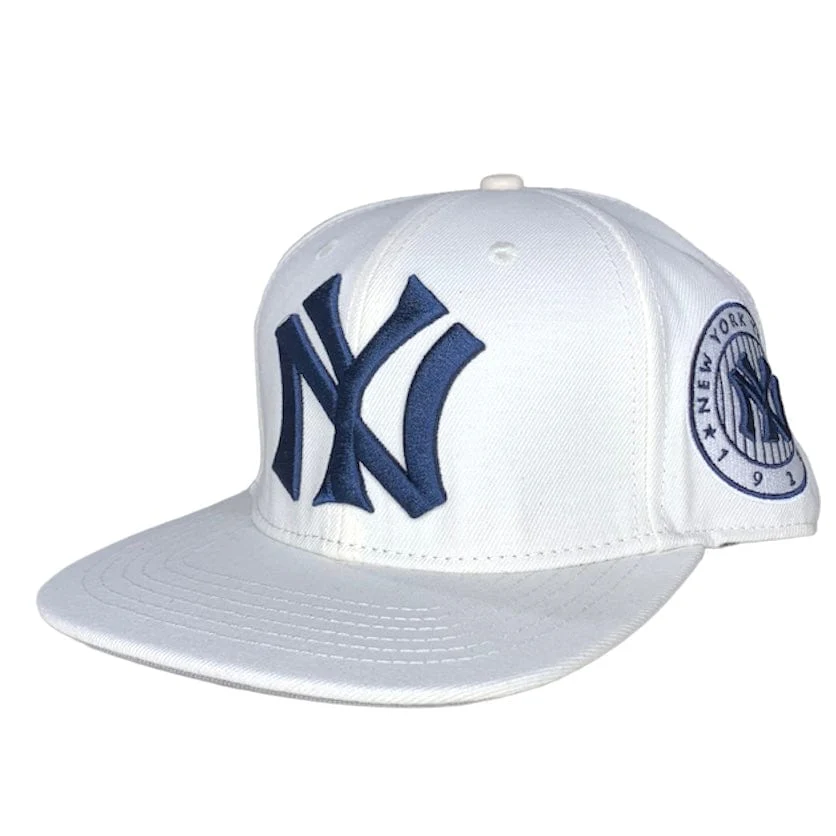 New York Yankees Retro Classic Wool Snapback Hat (Eggshell) - Image 4