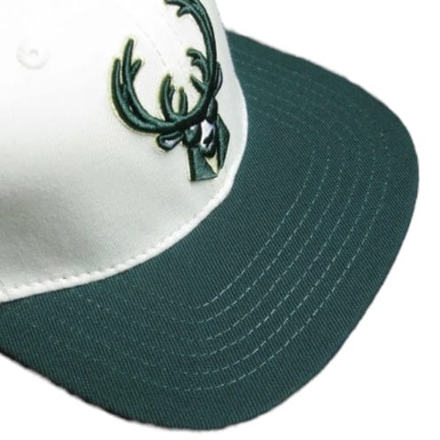 Pro Standard Milwaukee Bucks Primary Logo Snapback (Eggshell/Forest) - Image 2