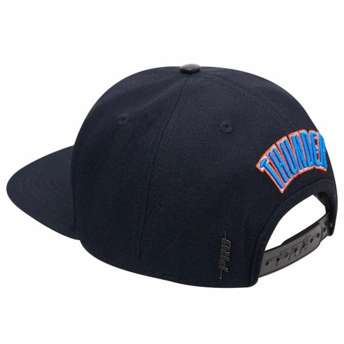 Pro Standard Oklahoma City Thunder Logo Snapback Hat (Black) - Image 3