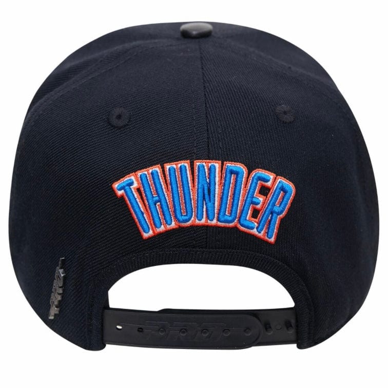 Pro Standard Oklahoma City Thunder Logo Snapback Hat (Black) - Image 4