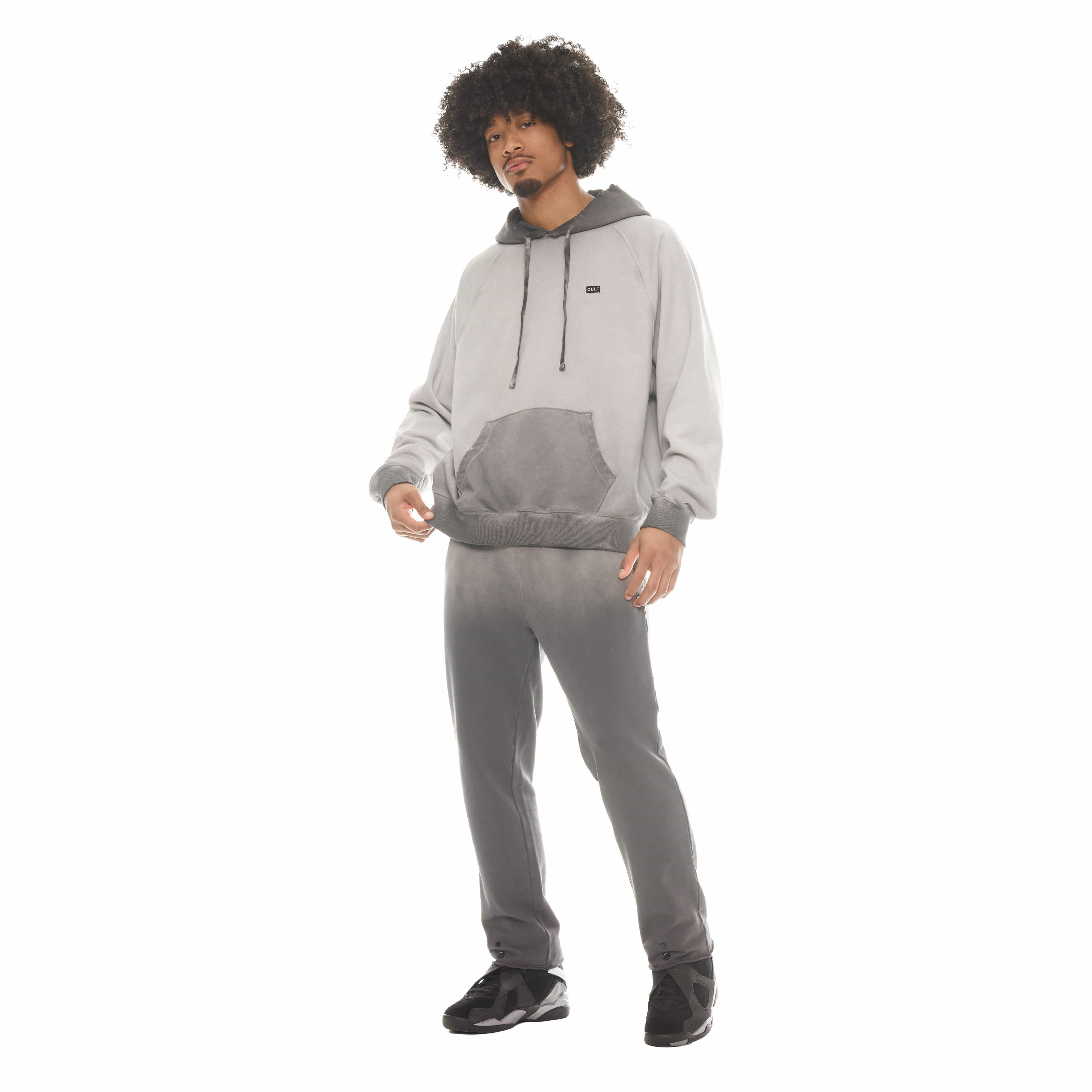 PULLOVER SWEATSHIRT IN VINTAGE CHARCOAL - Image 5