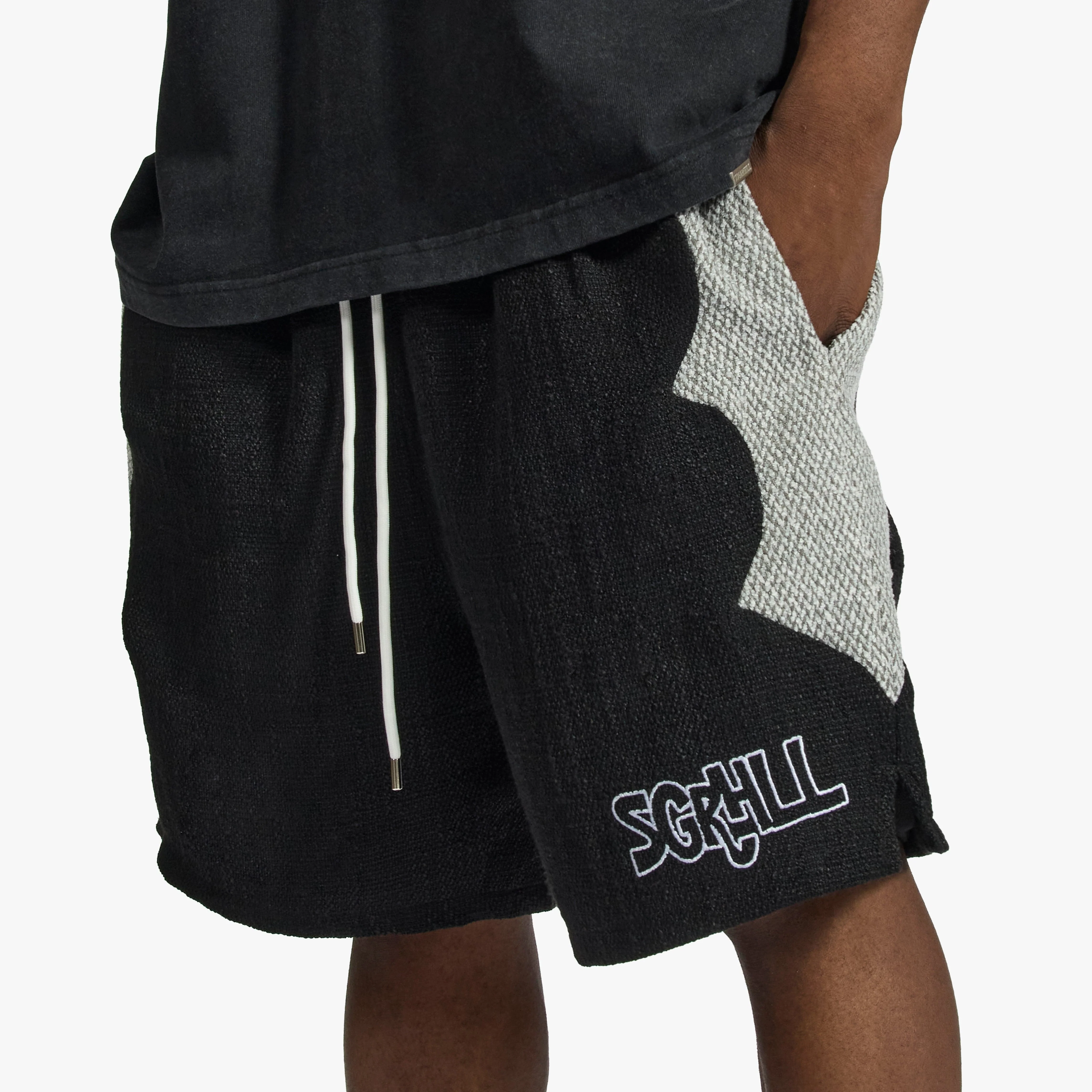 "Zion" Shorts (black)
